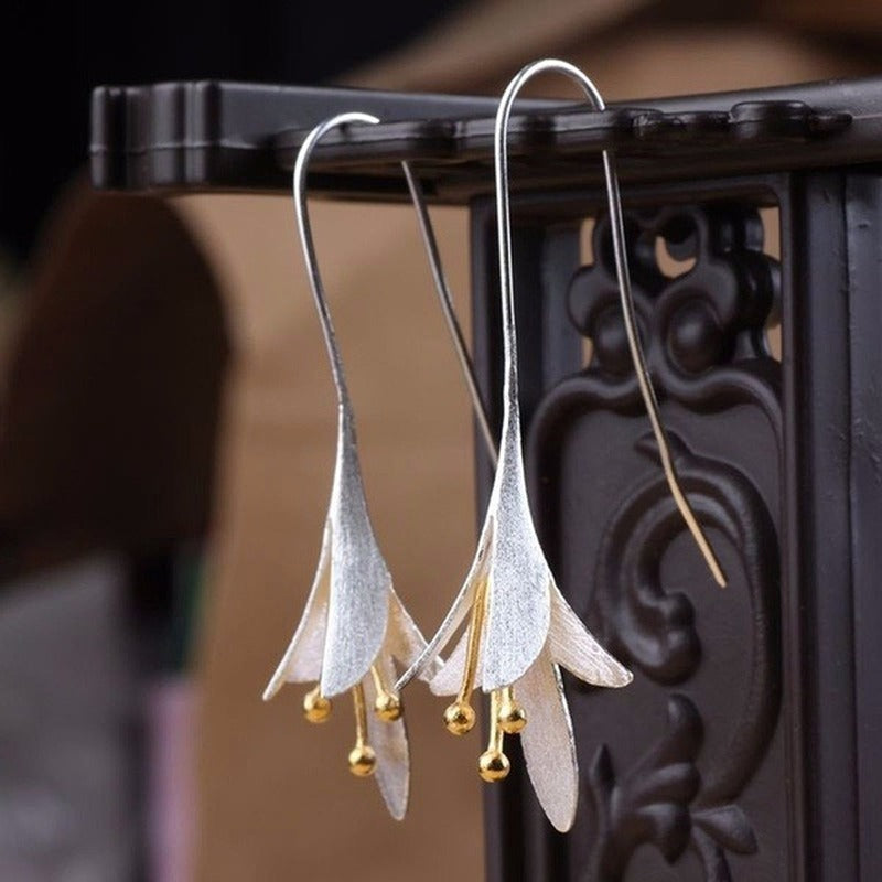 Vintage Floral Earrings in Sterling Silver